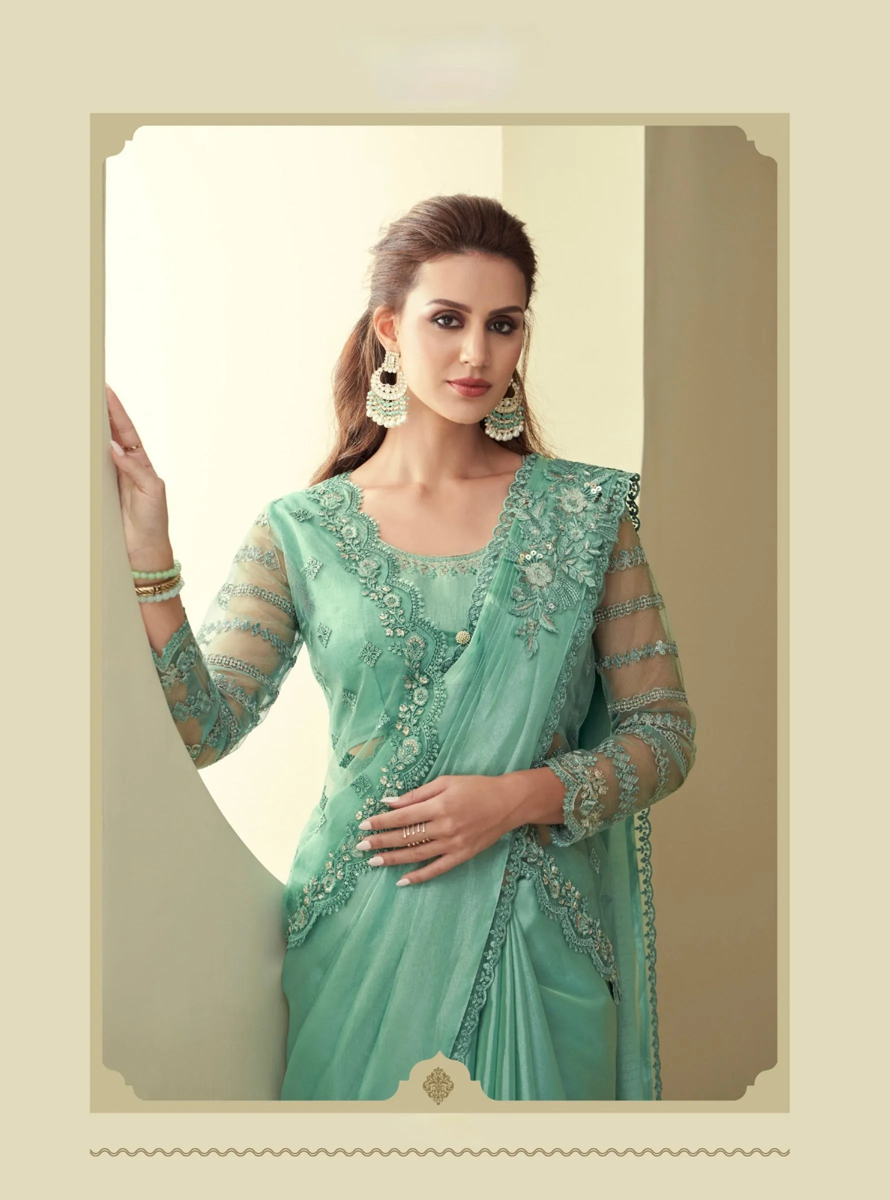 Bedazzling Trendy Saree For Party