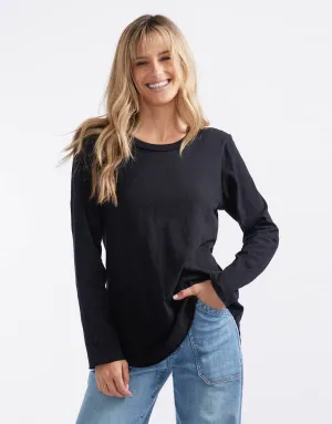 Essential Scoop Hem Long Sleeve T-shirt - Black