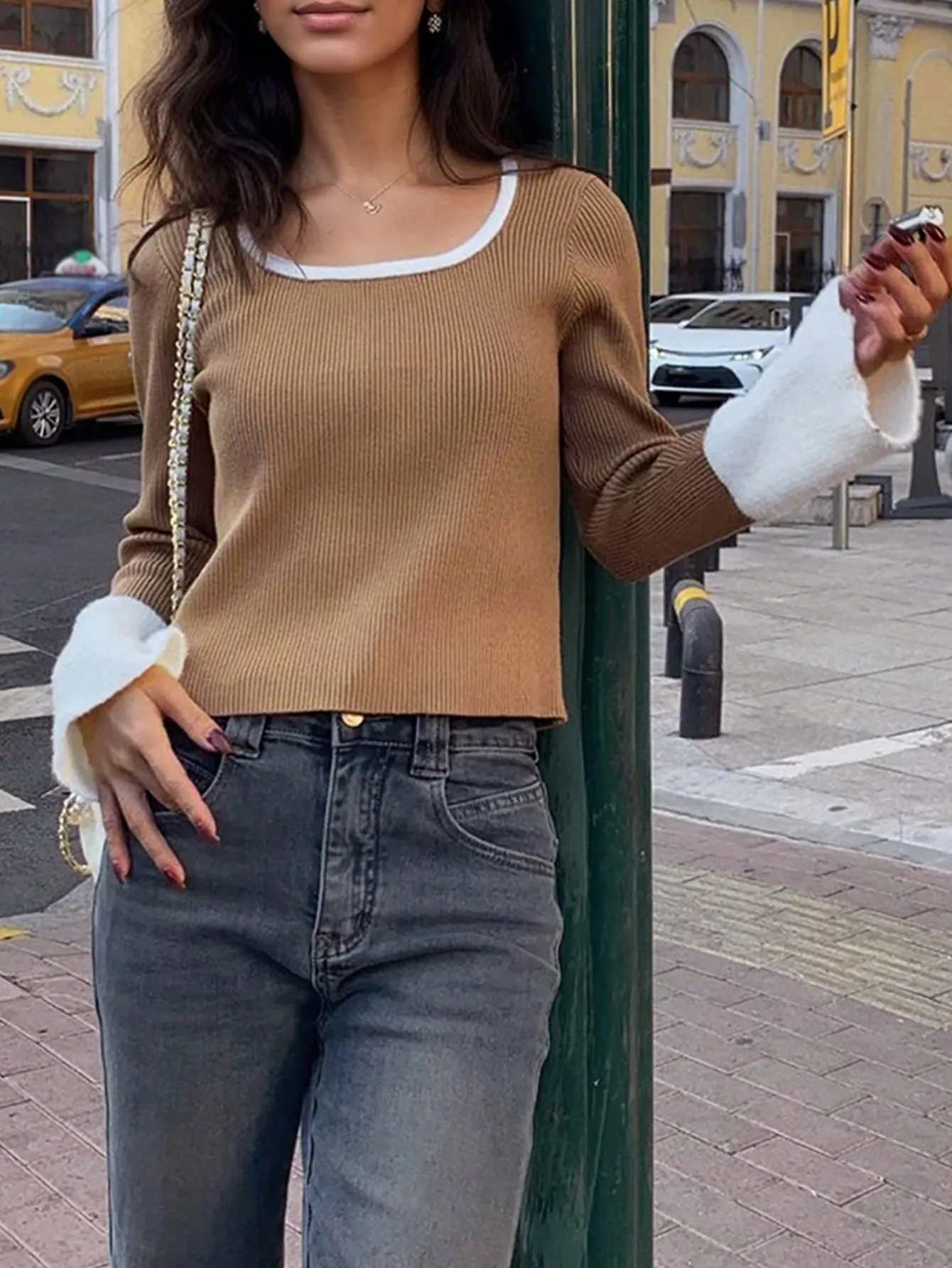 Shein 1pc Women's Elegant Slim Fit Contrasting Color Short Base Sweater, U-Neck Long Sleeved With Fleece