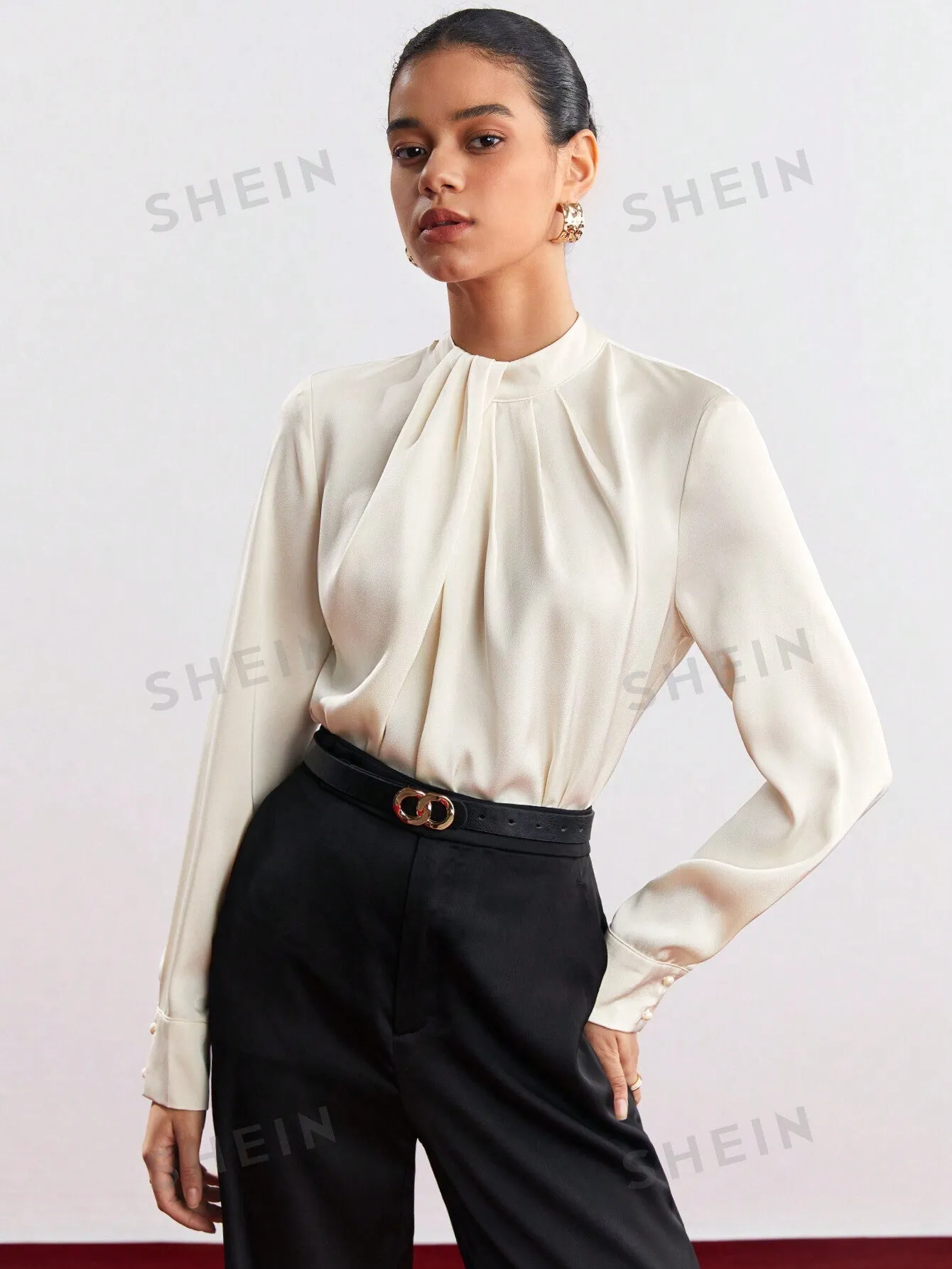 SHEIN BIZwear Solid Keyhole Back Fold Pleated Detail Blouse