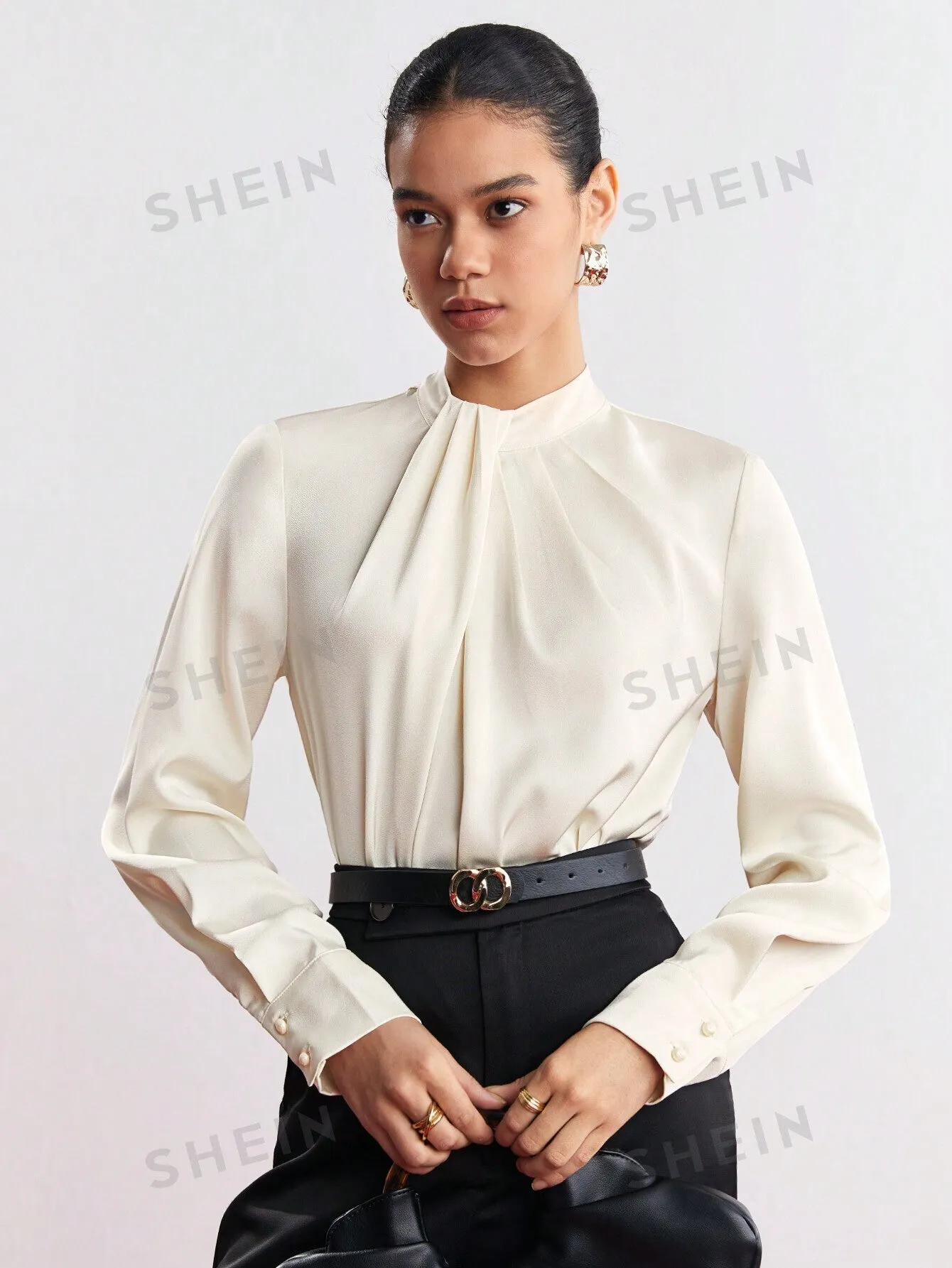 SHEIN BIZwear Solid Keyhole Back Fold Pleated Detail Blouse