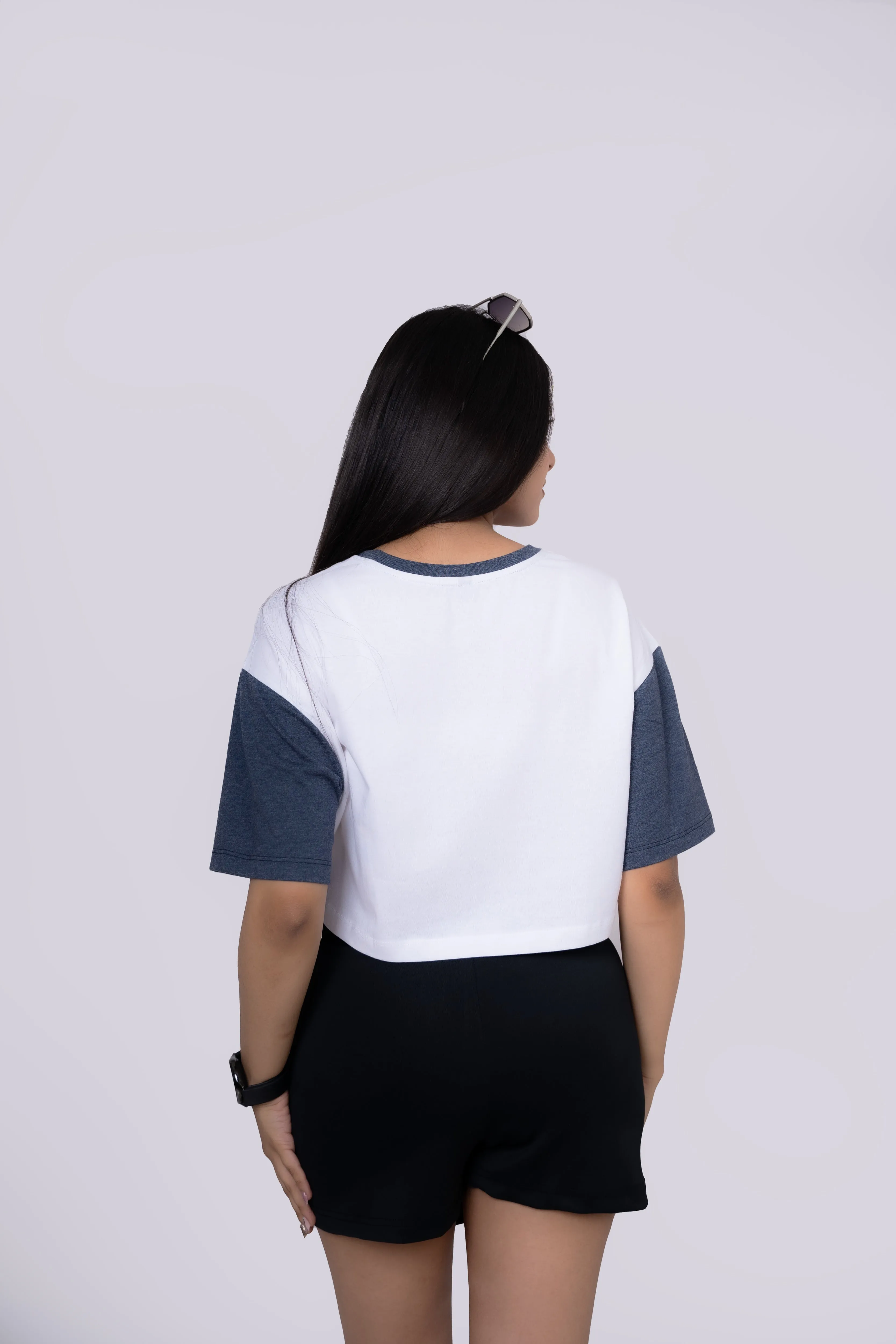 Women's Dual Color Always Hustling Oversize Crop Tshirt